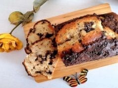 Plumcake allo yogurt variegato al cioccolato