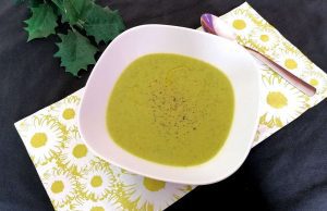 Crema vellutata di broccoli e zucchine Bimby: detox