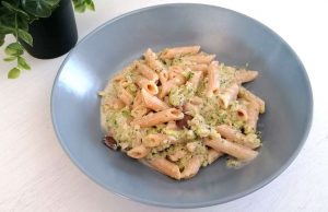 Pasta con broccoli, tonno e philadelphia